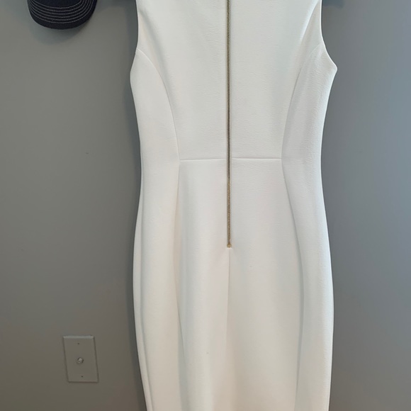 Calvin Klein white shift dress - Picture 3 of 6